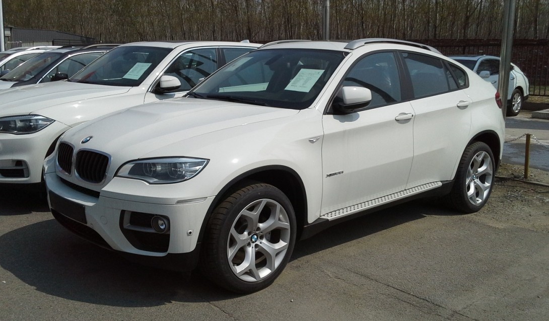 ב.מ.וו X6 סקיי ליין 2600 סמ"ק 350 כ"ס